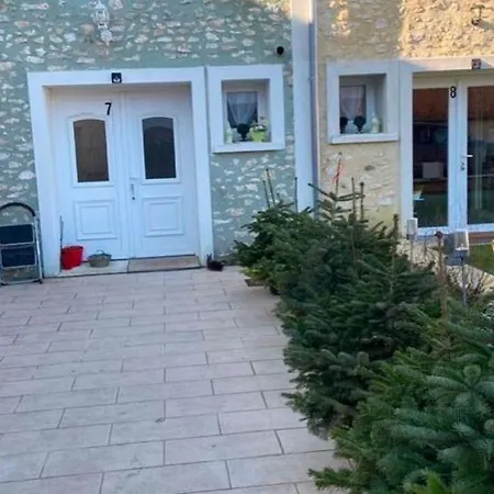 Alluring Holiday In With Garden Ferienhaus